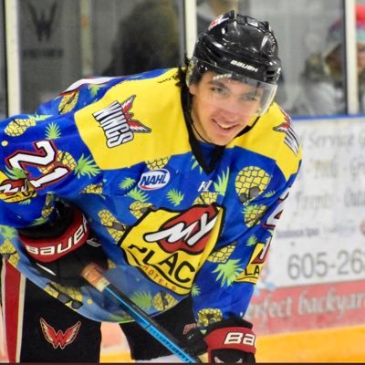 Profile Picture of Mike Perrone (@MikePerrone2) on Twitter