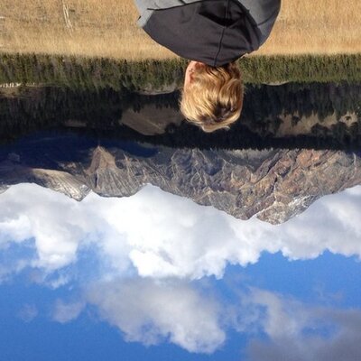 Profile Picture of Margo Perry (@mathmak) on Twitter