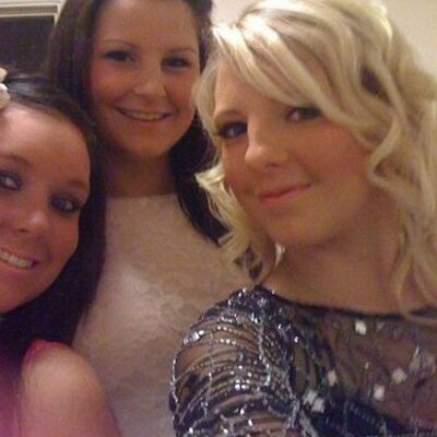 Profile Picture of Emma-jane Stocker (@EmwarrXo) on Twitter