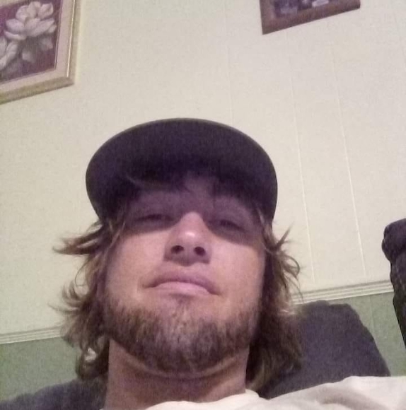 Profile Picture of Derek Busby (@derekbusby) on Poshmark