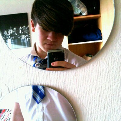 Profile Picture of Harry Young Edwards. (@HarryBaldwins) on Twitter