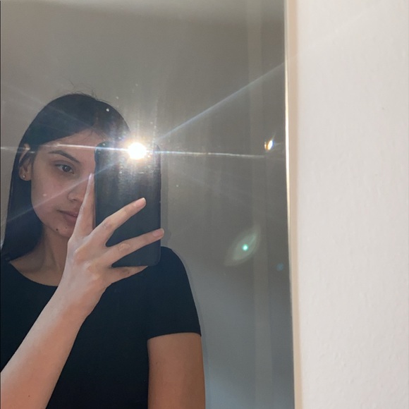Profile Picture of Melissa Olvera (@wildmelissa) on Poshmark