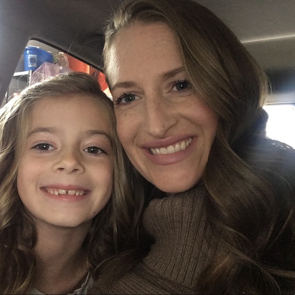 Profile Picture of Rachel Kimak (@rkimak) on Poshmark