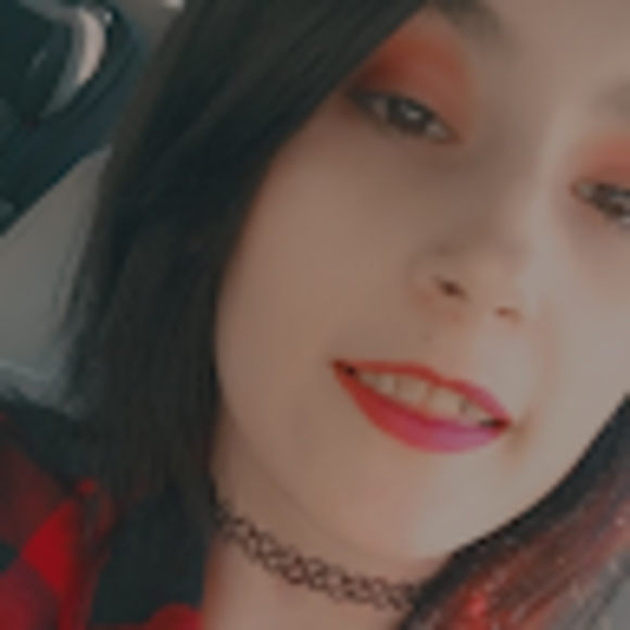 Profile Picture of Alisha Pearson (@alishapearson29) on Poshmark