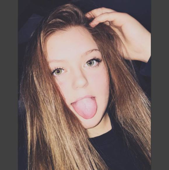 Profile Picture of Saydi Rini (@saydirini123) on Poshmark