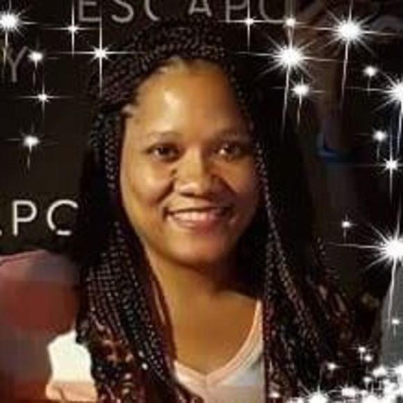 Profile Picture of Crystal Mitchell (@crystalmitch78) on Poshmark
