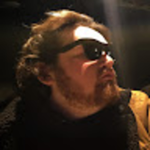 Profile Picture of Tyler Reade (@treade67) on Poshmark