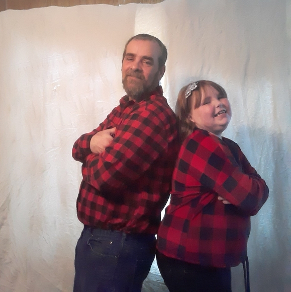 Profile Picture of Basil Bresette (@basilbresette) on Poshmark