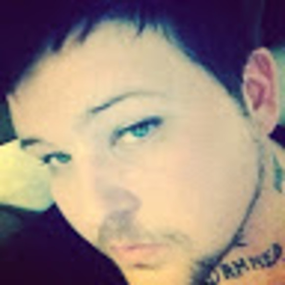Profile Picture of Adam Boone (@janine16686) on Poshmark