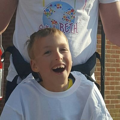 Profile Picture of Thomas Jenkinson (@helptomtoddle) on Twitter