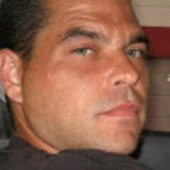 Profile Picture of Thomas Troupe (@troupe73) on Poshmark