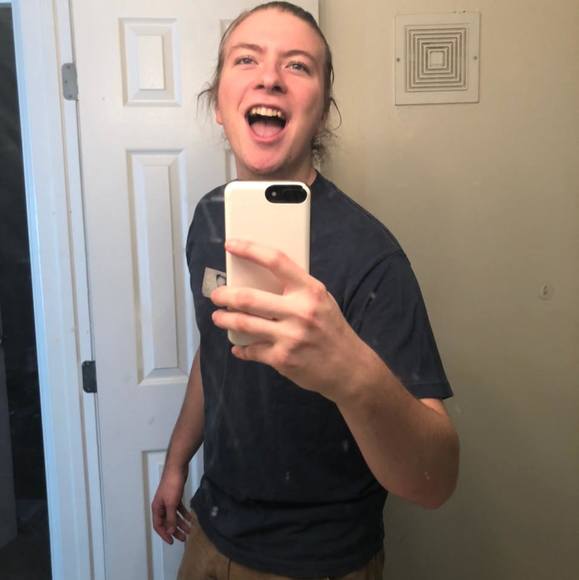 Profile Picture of Jeremy Riley (@jwaderiley) on Poshmark