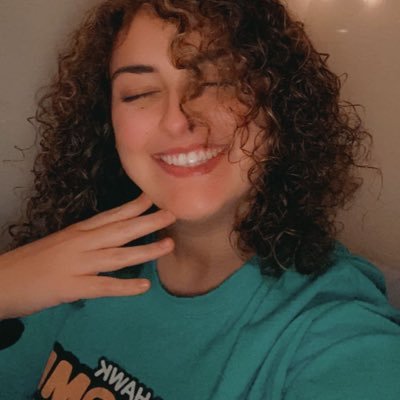 Profile Picture of Rachel ☂️ (@RachelDanielle3) on Twitter