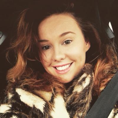 Profile Picture of Lauren Rawlings (@LaurenRawlings8) on Twitter