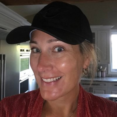 Profile Picture of Sarah Beth Reilly (@sarahbreilly) on Twitter