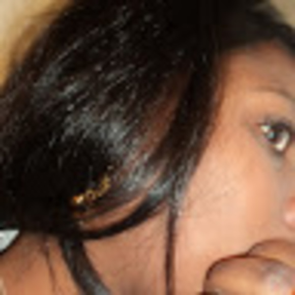 Profile Picture of Sonia Kasuto (@soniakasuto) on Poshmark