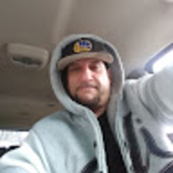 Profile Picture of Jason Damos (@jrdamos24) on Poshmark