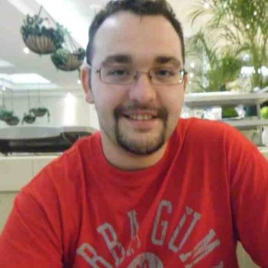 Profile Picture of Adam Giles VO (@Adzreflects) on Twitter