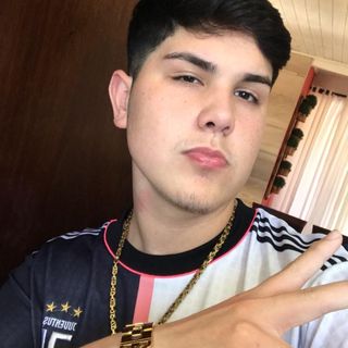 Profile Picture of Erick Alves (@erick.alvesmartiol) on Facebook