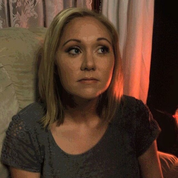 Profile Picture of Heather Neal (@nheather65) on Poshmark