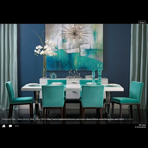 Profile Picture of Victoria Baumann (@vbaumann) on Poshmark