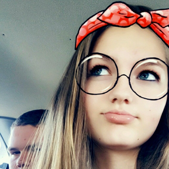 Profile Picture of Teara Berkheiser (@tberkheiser420) on Poshmark