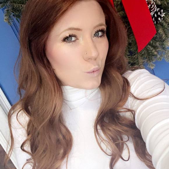 Profile Picture of Danielle Rocheleau (@daniroch) on Poshmark