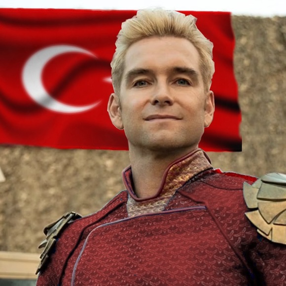 Profile Picture of Adam Tutor (@yungdebuff) on Poshmark