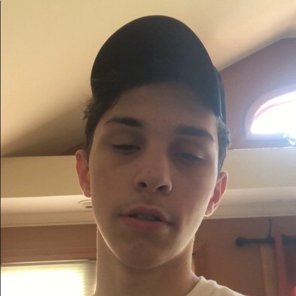 Profile Picture of Adam Rabbani (@xadam85) on Poshmark