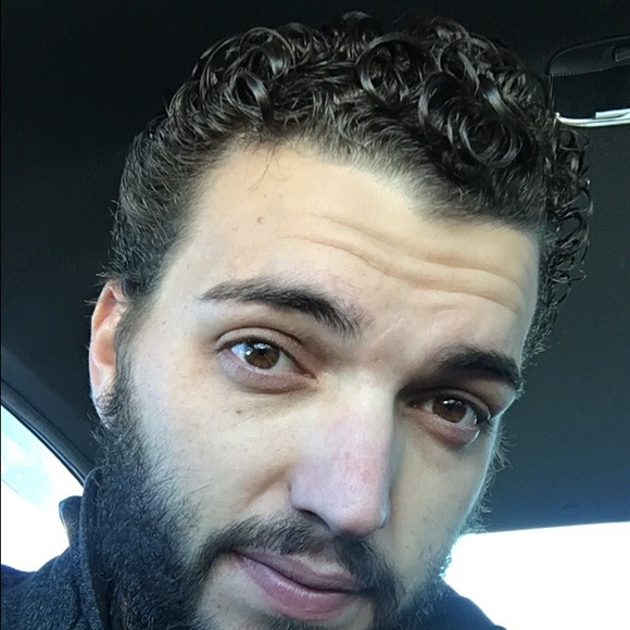 Profile Picture of Christopher Wall (@blackmagic2700) on Poshmark