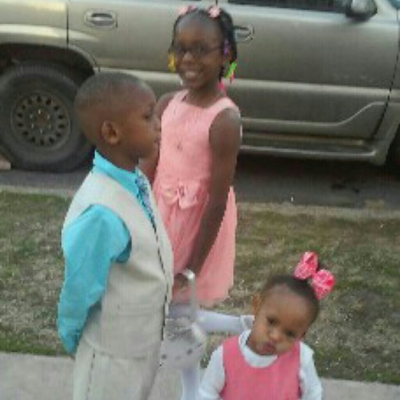 Profile Picture of Demaron Phelps (@demaron_phelpd) on Poshmark