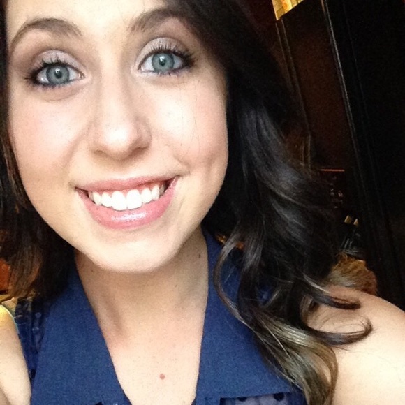 Profile Picture of Daphne Slagowski (@dslagowski) on Poshmark