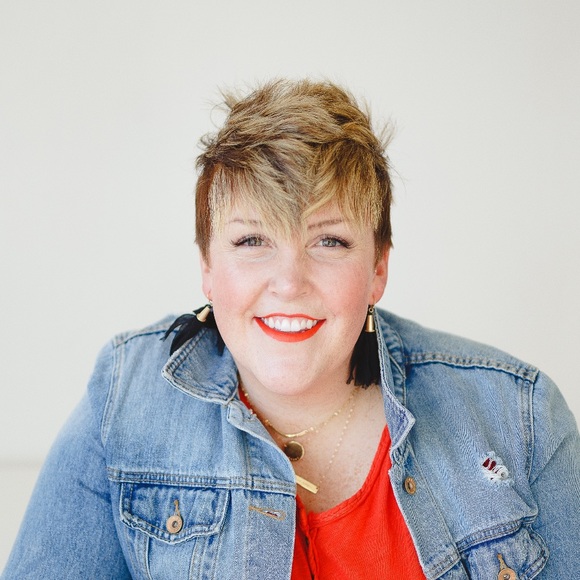 Profile Picture of Timmeri Massey (@timmerimassey) on Poshmark