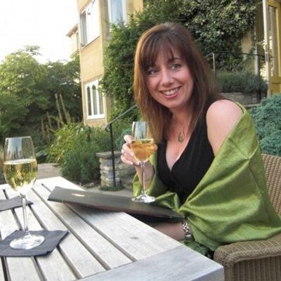 Profile Picture of Hilary Graham (@HilaryLittle) on Twitter