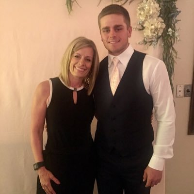 Profile Picture of Lisa Hickerson (@HickersonLisa) on Twitter