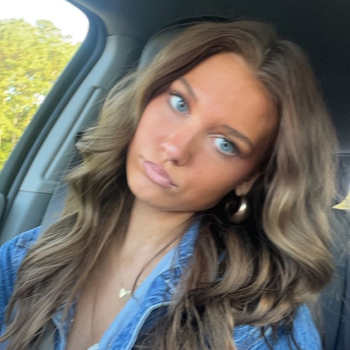 char🐆 - Tiktok Profile Picture of char🐆 (@charlottehrobbins) on Tiktok
