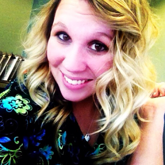 Profile Picture of Preslee Swern (@christiansdoll) on Poshmark