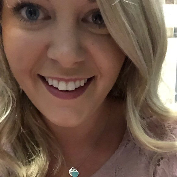 Jessica Triffo - Poshmark Profile Picture of Jessica Triffo (@jessicatriffo) on Poshmark