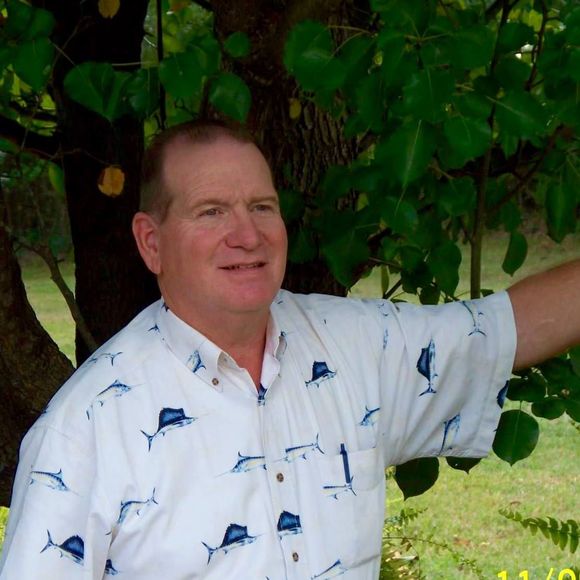 Profile Picture of Bob Horton (@lightning6169) on Poshmark