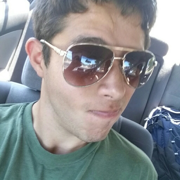 Profile Picture of Jorge Romero (@romerosoccer21) on Poshmark