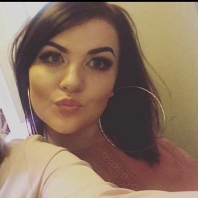 Profile Picture of Soph. (@sophie_sharpeX) on Twitter