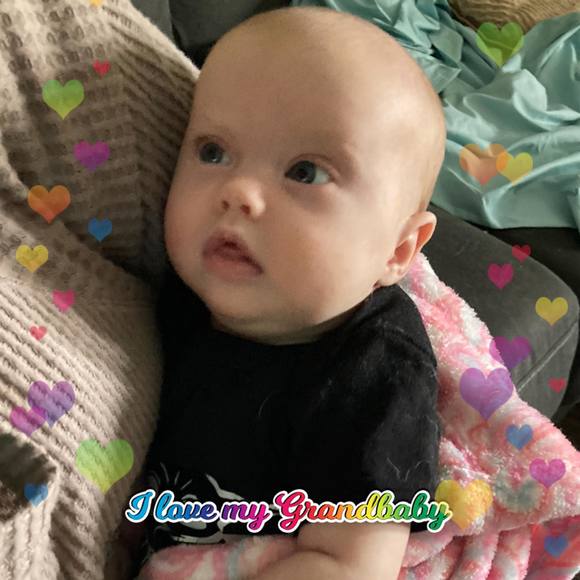 Profile Picture of Ashley Hutchins (@abragg915) on Poshmark