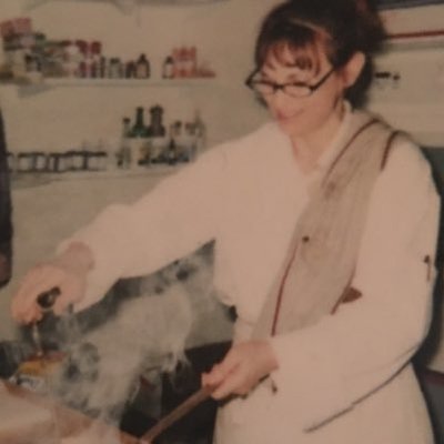 Profile Picture of Julia Kraft (@juliacancook121) on Twitter