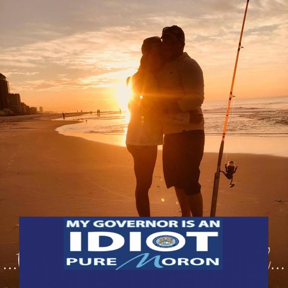 Profile Picture of Heather Heinze (@soccerhv06) on Poshmark