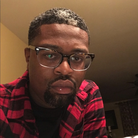Profile Picture of Basil Stewart (@stewart1911) on Poshmark