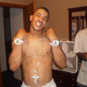 Dee Savage - Myspace Profile Picture of Dee Savage (@youngsavage2006882) on Myspace