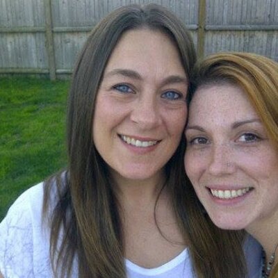 Profile Picture of Robin (@MamaCapone73) on Twitter