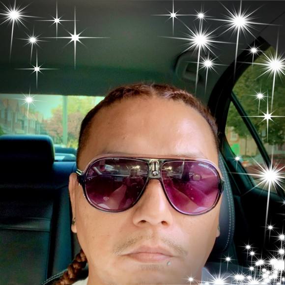 Profile Picture of Parady La (@paradyla) on Poshmark