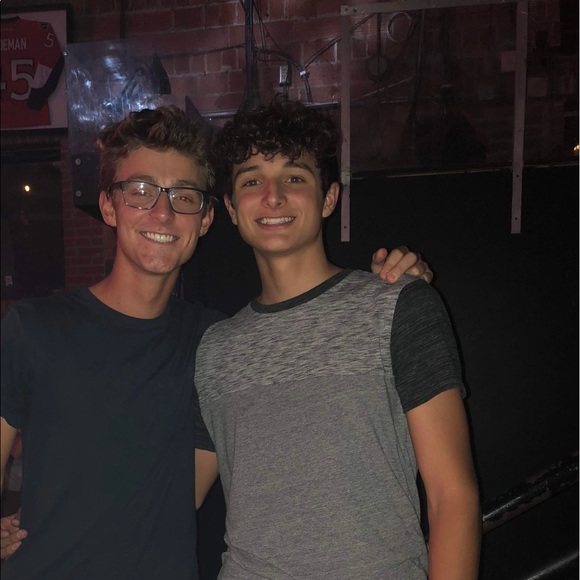 Profile Picture of Nolan Helline (@nolanhelline) on Poshmark