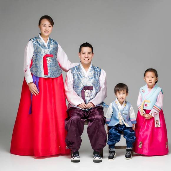 Jueun Roh - Poshmark Profile Picture of Jueun Roh (@jlroh) on Poshmark